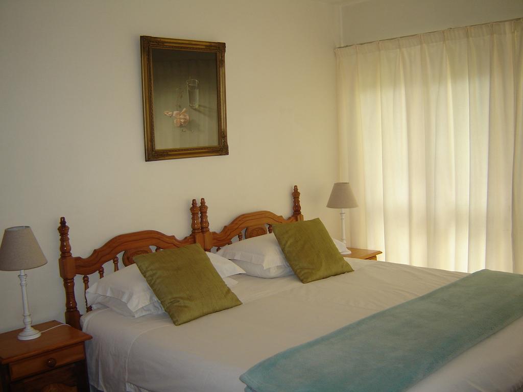 Rivertide Lodge Книсна Стая снимка