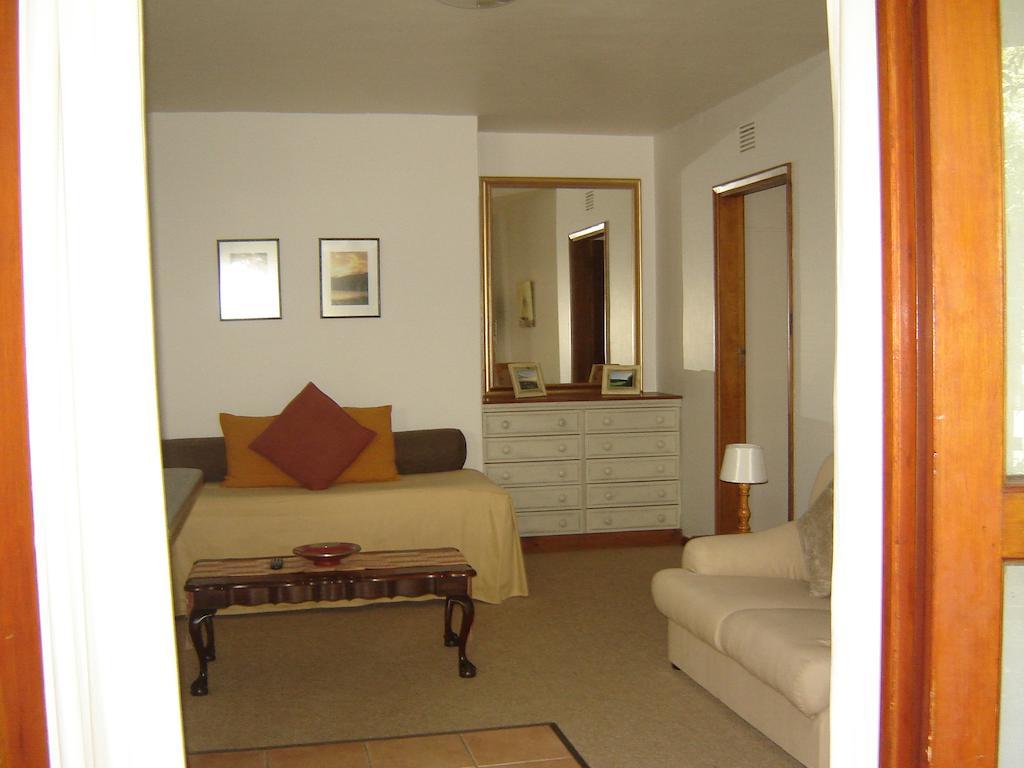 Rivertide Lodge Книсна Стая снимка